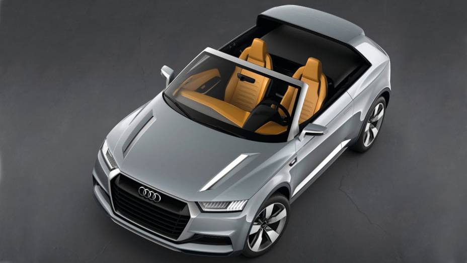 Dois motores elétricos, sendo um de 68 cv e outro de 116 cv, ajudam na propulsão | <a href="https://beta-develop.quatrorodas.abril.com.br/saloes/paris/2012/audi-crosslane-coupe-concept-703457.shtml" rel="migration">Leia mais</a>