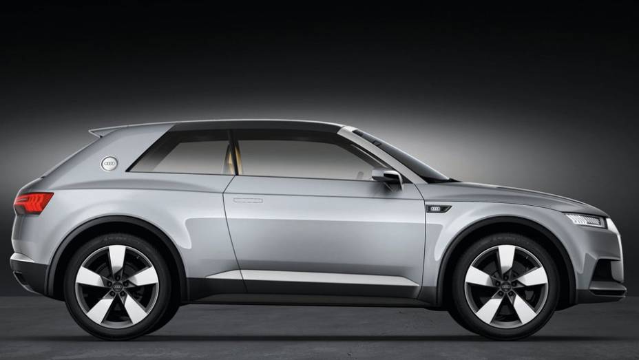 Compacto possui autonomia para até 85 km no modo elétrico | <a href="https://beta-develop.quatrorodas.abril.com.br/saloes/paris/2012/audi-crosslane-coupe-concept-703457.shtml" rel="migration">Leia mais</a>