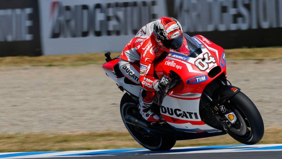 Dovizioso largou na pole, mas terminou em quinto. | <a href="https://beta-develop.quatrorodas.abril.com.br/moto/noticias/ultrapassagem-final-bicampeonato-marc-marquez-805642.shtml" rel="migration">Leia mais</a>