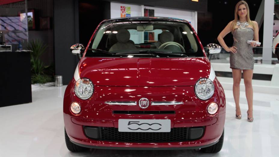 Sensor de estacionamento traseiro &eacute; outro item de s&eacute;rie <a href="https://beta-develop.quatrorodas.abril.com.br/salao-do-automovel/2012/carros/500-704044.shtml" rel="migration">Leia mais</a>
