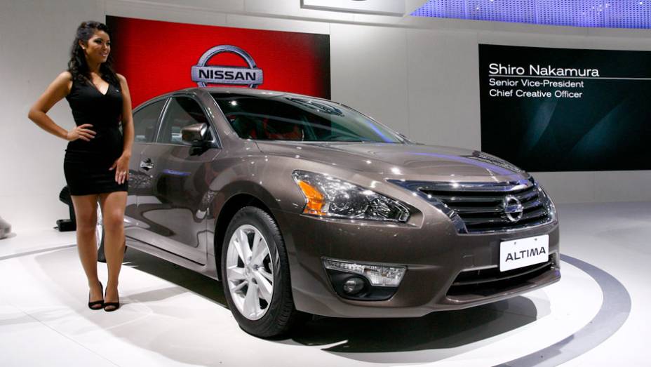 O Altima come&ccedil;a a ser vendido em 2013 <a href="https://beta-develop.quatrorodas.abril.com.br/salao-do-automovel/2012/carros/altima-708788.shtml" rel="migration">Leia mais</a>