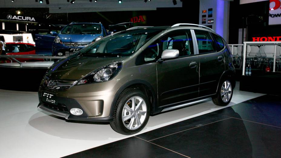 Visual aventureiro quer conquistar jovens clientes - <a href="https://beta-develop.quatrorodas.abril.com.br/salao-do-automovel/2012/carros/honda-fit-twist-708885.shtml" rel="migration">Leia mais</a>