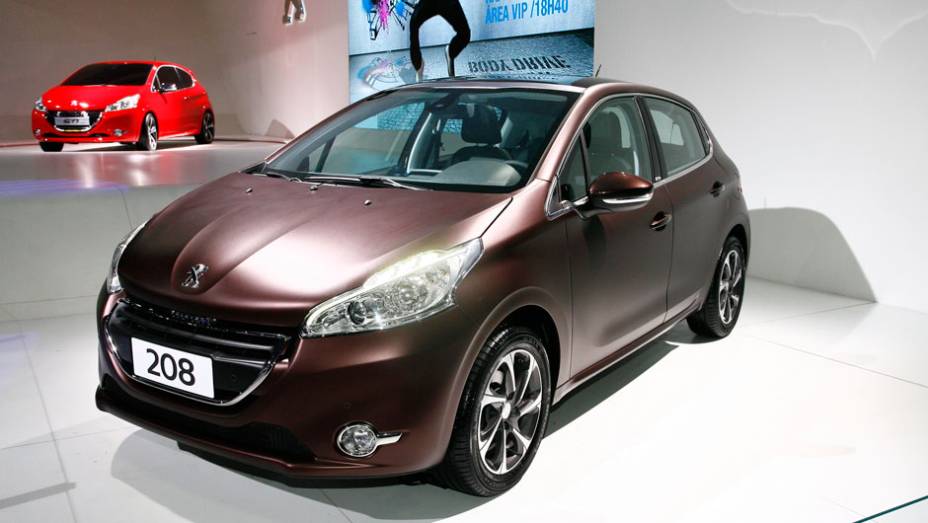 A Peugeot levou ao Salão do Automóvel de São Paulo o esperado 208 | <a href="https://beta-develop.quatrorodas.abril.com.br/salao-do-automovel/2012/carros/208-709089.shtml" rel="migration">Leia mais</a>
