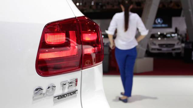 VW Tiguan R-Line | <a href="https://beta-develop.quatrorodas.abril.com.br/salao-do-automovel/2012/carros/tiguan-r-line-710810.shtml" rel="migration">Leia mais</a> VW Tiguan R-Line | <a href="https://beta-develop.quatrorodas.abril.com.br/salao-do-automovel/2012/carros/tiguan-r-line-710810.shtml" rel="migration">Leia mais</a>
