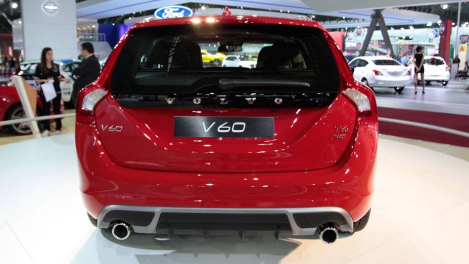 Os preços variam de R$ 130 900 a R$ 199 900| <a href="https://beta-develop.quatrorodas.abril.com.br/salao-do-automovel/2012/carros/v60-709515.shtml" rel="migration">Leia mais</a>