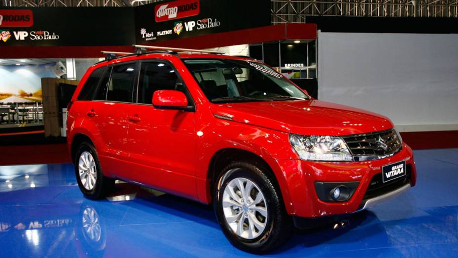 A Suzuki anunciou a chegada do Grand Vitara 2013 ao mercado brasileiro | <a href="https://beta-develop.quatrorodas.abril.com.br/salao-do-automovel/2012/carros/grand-vitara-703984.shtml" rel="migration">Leia mais</a>