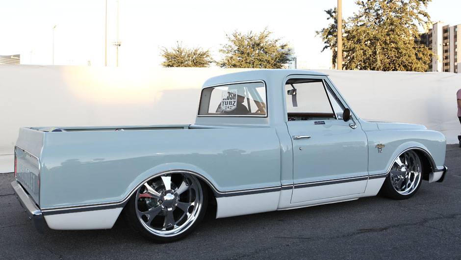 Prefere uma picape mais discreta? Ent&atilde;o sugerimos que voc&ecirc; fique com esta Chevrolet C-10