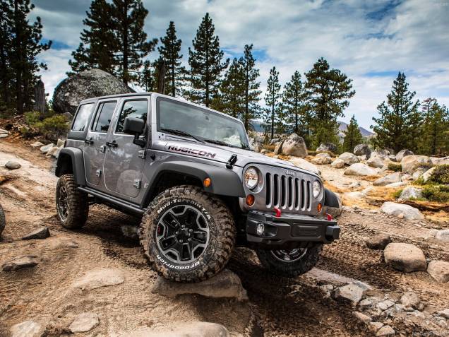 Trata-se da Rubicon 10th Anniversary, que celebra uma década de existência da versão | <a href="https://beta-develop.quatrorodas.abril.com.br/saloes/los-angeles/2012/jeep-wrangler-rubicon-10th-anniversary-724533.shtml" rel="migration">Leia mais</a> Trata-se da Rubicon 10th Anniversary, que celebra uma década de existência da versão | <a href="https://beta-develop.quatrorodas.abril.com.br/saloes/los-angeles/2012/jeep-wrangler-rubicon-10th-anniversary-724533.shtml" rel="migration">Leia mais</a>