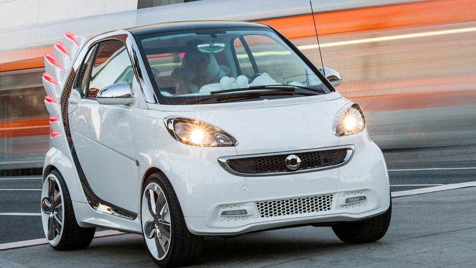 A marca lança o ForJeremy concept, um modelo elétrico baseado no fortwo, mas com uma notável diferença: asas | <a href="%20https://beta-develop.quatrorodas.abril.com.br/saloes/los-angeles/2012/smart-forjeremy-concept-724531.shtml" rel="migration">Leia mais</a> A marca lança o ForJeremy concept, um modelo elétrico baseado no fortwo, mas com uma notável diferença: asas | <a href="%20https://beta-develop.quatrorodas.abril.com.br/saloes/los-angeles/2012/smart-forjeremy-concept-724531.shtml" rel="migration">Leia mais</a>