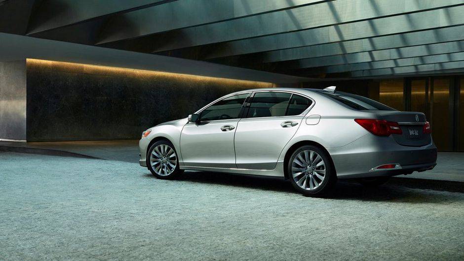 O modelo de luxo, apesar de ser considerado um sedã médio, conta com funcionalidades presentes em carros de maiores dimensões | <a href="%20https://beta-develop.quatrorodas.abril.com.br/saloes/los-angeles/2012/acura-rlx-2014-724795.shtml" rel="migration">Leia mais</a> O modelo de luxo, apesar de ser considerado um sedã médio, conta com funcionalidades presentes em carros de maiores dimensões | <a href="%20https://beta-develop.quatrorodas.abril.com.br/saloes/los-angeles/2012/acura-rlx-2014-724795.shtml" rel="migration">Leia mais</a>