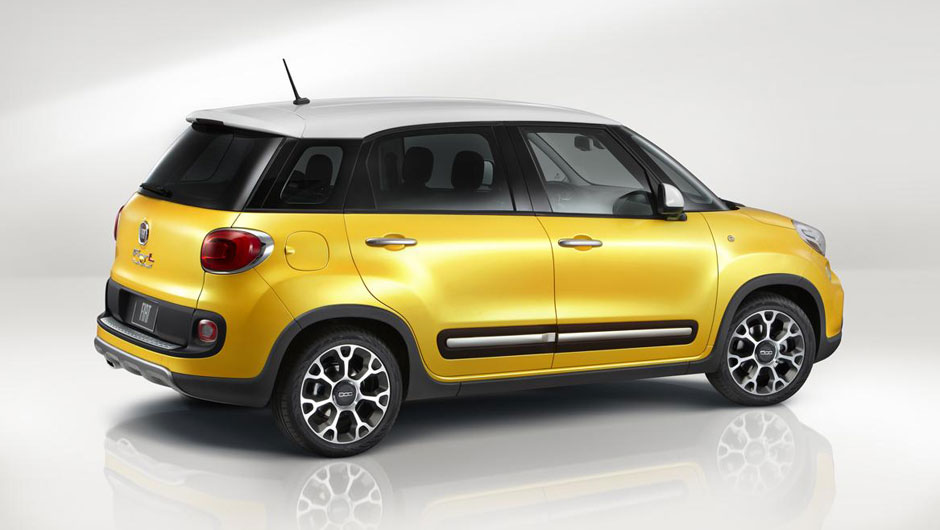 Modelo &eacute; o segundo quatro-portas derivado do 500 | <a href="https://beta-develop.quatrorodas.abril.com.br/saloes/los-angeles/2012/fiat-tera-tres-novidades-los-angeles-724666.shtml" rel="migration">Leia mais</a>