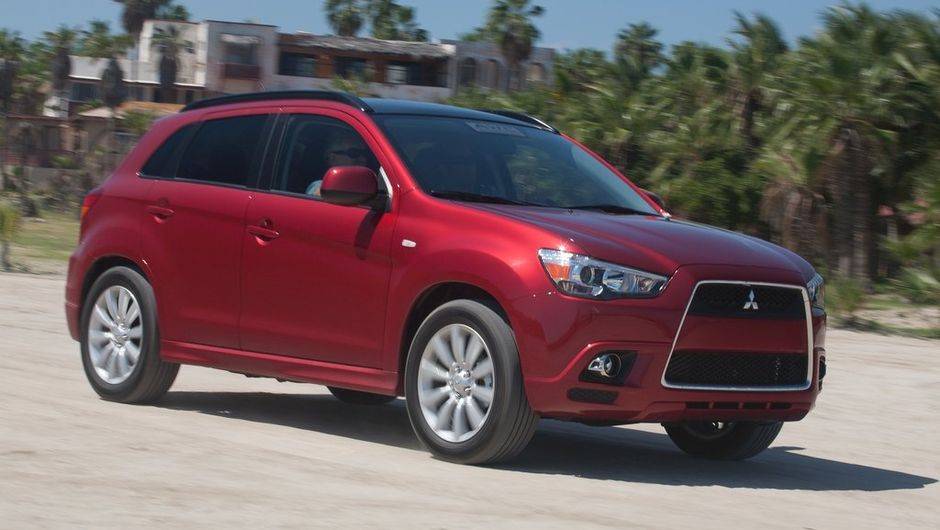 ... e o Mitsubishi Outlander. ... e o Mitsubishi Outlander.