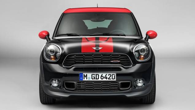 Visualmente, o Paceman JCW se diferencia pelas rodas de liga leve exclusivas e pelo kit aerodinâmico assinado pela John Cooper Works | <a href="https://beta-develop.quatrorodas.abril.com.br/saloes/detroit/2013/mini-paceman-jcw-730365.shtml" rel="migration">Leia mais</a> Visualmente, o Paceman JCW se diferencia pelas rodas de liga leve exclusivas e pelo kit aerodinâmico assinado pela John Cooper Works | <a href="https://beta-develop.quatrorodas.abril.com.br/saloes/detroit/2013/mini-paceman-jcw-730365.shtml" rel="migration">Leia mais</a>
