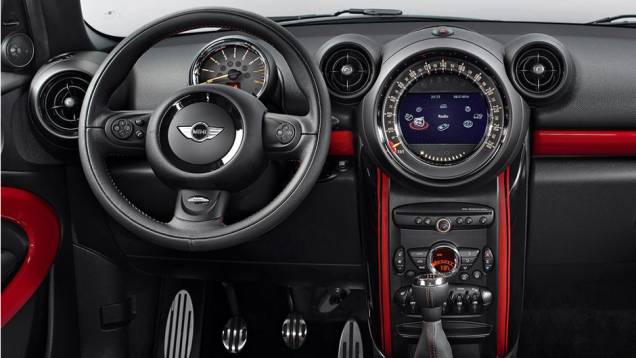 Vale lembrar que o Countryman John Cooper Works vai de 0 a 100 km/h em 7 segundos e chega aos 225 km/h | <a href="https://beta-develop.quatrorodas.abril.com.br/saloes/detroit/2013/mini-paceman-jcw-730365.shtml" rel="migration">Leia mais</a> Vale lembrar que o Countryman John Cooper Works vai de 0 a 100 km/h em 7 segundos e chega aos 225 km/h | <a href="https://beta-develop.quatrorodas.abril.com.br/saloes/detroit/2013/mini-paceman-jcw-730365.shtml" rel="migration">Leia mais</a>