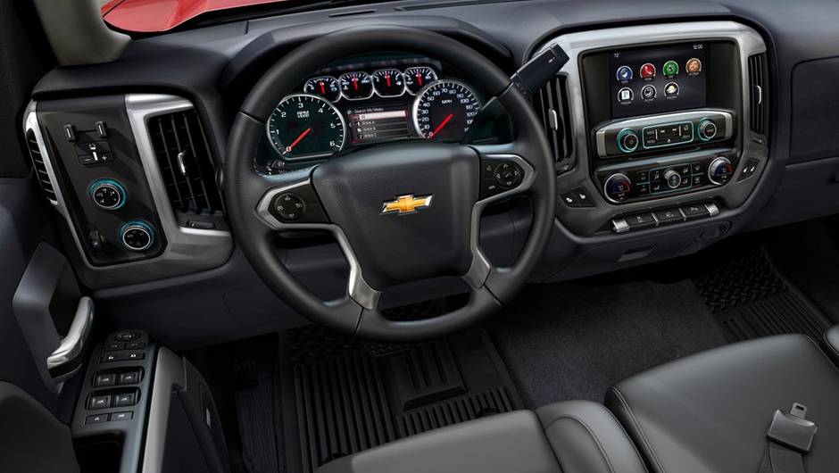 Bem equipada, ela traz freios ABS, sistema de alerta de colisão frontal e câmera de ré entre os itens de série | <a href="https://beta-develop.quatrorodas.abril.com.br/saloes/detroit/2013/chevrolet-silverado-730372.shtml" rel="migration">Leia mais</a> Bem equipada, ela traz freios ABS, sistema de alerta de colisão frontal e câmera de ré entre os itens de série | <a href="https://beta-develop.quatrorodas.abril.com.br/saloes/detroit/2013/chevrolet-silverado-730372.shtml" rel="migration">Leia mais</a>