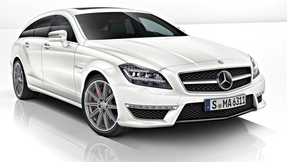 A Mercedes-Benz anunciou um ganho considerável de potência nos modelos CLS 63 AMG e Shooting Brake | <a href="https://beta-develop.quatrorodas.abril.com.br/saloes/detroit/2013/mercedes-benz-cls-63-amg-730585.shtml" rel="migration">Leia mais</a>