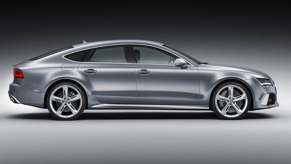 O modelo, sexto da fam&iacute;lia RS da marca, chega para brigar com o BMW M6 Gran Coupe, tamb&eacute;m revelado no evento norte-americano | <a href="https://beta-develop.quatrorodas.abril.com.br/saloes/detroit/2013/audi-rs7-sportback-730961.shtml" rel="migration">Leia mais</a>