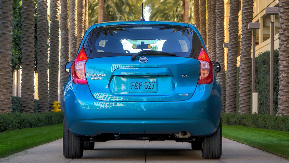 Valor representa um aumento de US$ 2 mil em rela&ccedil;&atilde;o ao Versa sed&atilde; | <a href="https://beta-develop.quatrorodas.abril.com.br/saloes/detroit/2013/nissan-versa-note-731021.shtml" rel="migration">Leia mais</a>