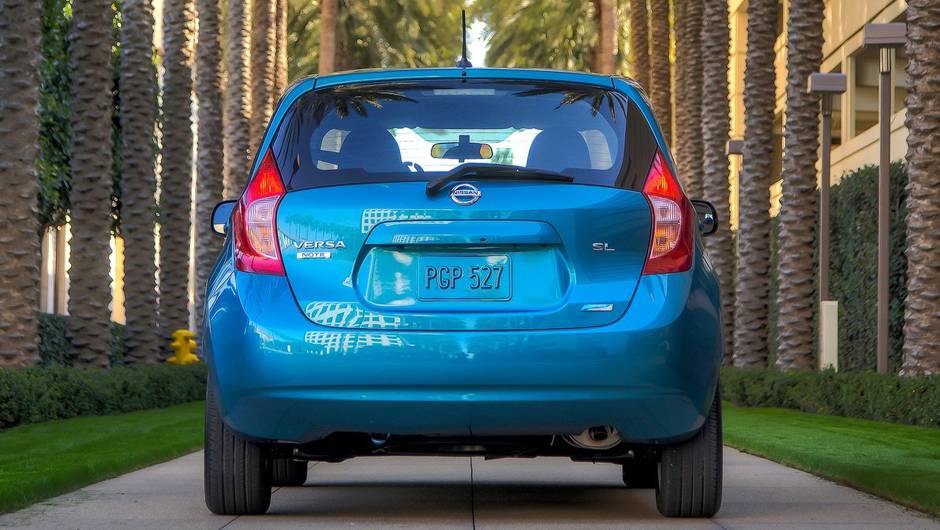 Valor representa um aumento de US$ 2 mil em relação ao Versa sedã | <a href="https://beta-develop.quatrorodas.abril.com.br/saloes/detroit/2013/nissan-versa-note-731021.shtml" rel="migration">Leia mais</a> Valor representa um aumento de US$ 2 mil em relação ao Versa sedã | <a href="https://beta-develop.quatrorodas.abril.com.br/saloes/detroit/2013/nissan-versa-note-731021.shtml" rel="migration">Leia mais</a>