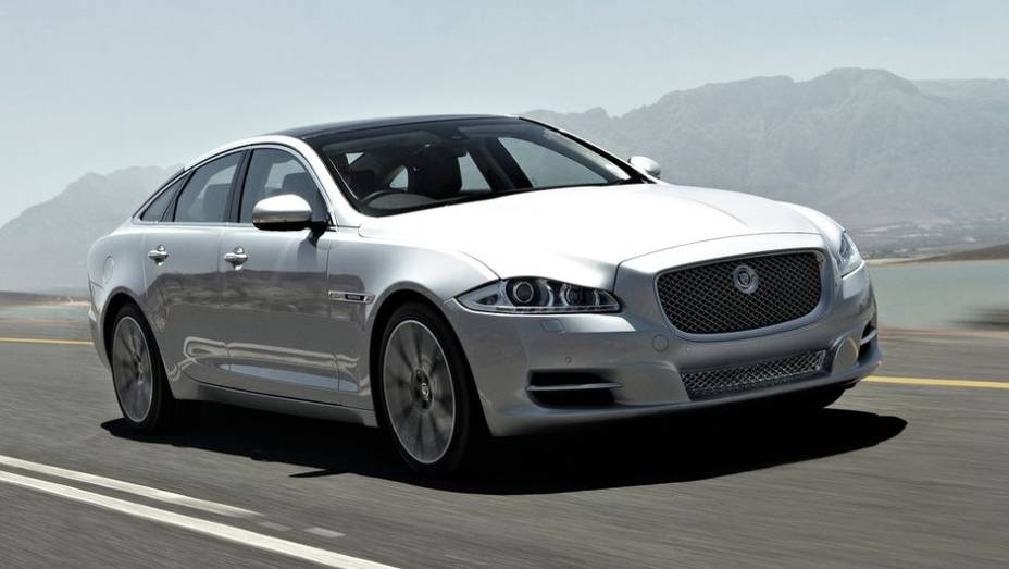SEDÃS DE LUXO: Jaguar XJ SEDÃS DE LUXO: Jaguar XJ
