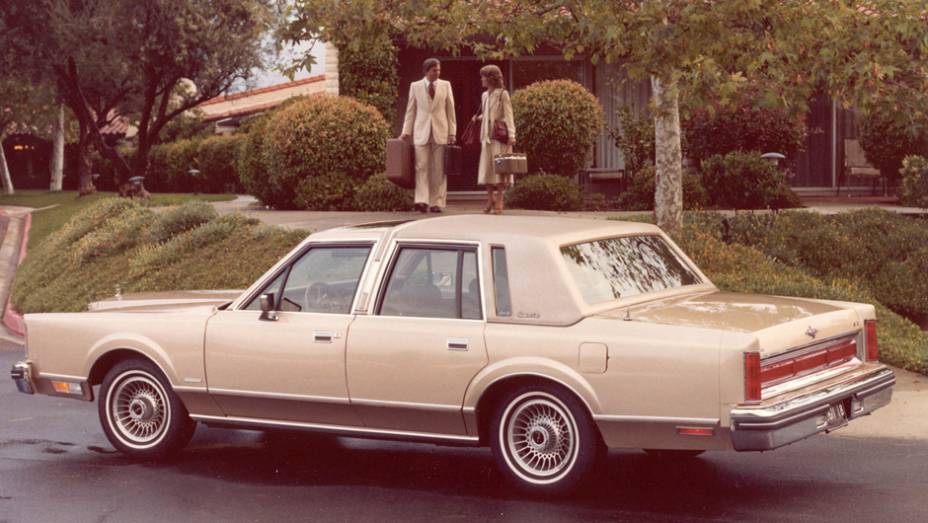 Ford - N&uacute;mero de ve&iacute;culos envolvidos: 21 milh&otilde;es | Modelos: Diferentes modelos das marcas Mercury e Lincoln | Ano: 1981 | Motivo do recall: Problemas na engrenagem de transmiss&atilde;o autom&aacute;tica