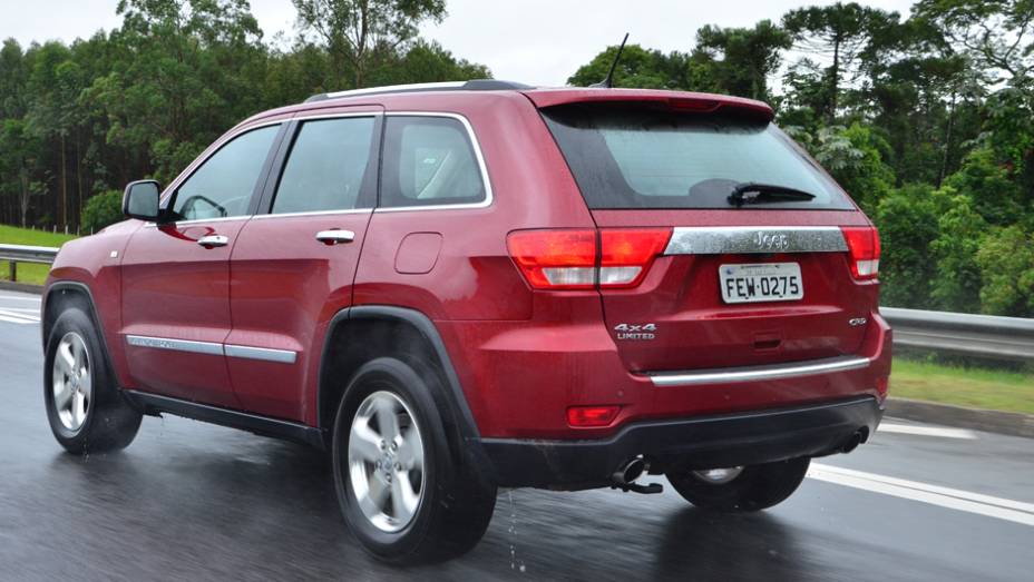 Jeep Grand Cherokee Limited CRD | <a href="https://beta-develop.quatrorodas.abril.com.br/carros/lancamentos/jeep-grand-cherokee-crd-733809.shtml" rel="migration">Leia mais</a>