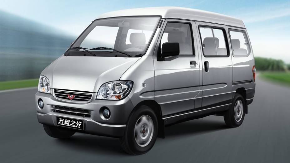 1º - Wuling Sunshine Series - 1.212.179 unidades <a href="https://beta-develop.quatrorodas.abril.com.br/noticias/mercado/minivan-chinesa-modelo-mais-vendido-2012-734156.shtml" rel="migration">Leia mais</a>