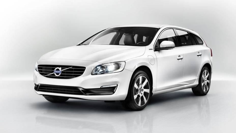 Volvo V60 Plug-in Hybrid - híbrido | <a href="https://beta-develop.quatrorodas.abril.com.br/reportagens/salao/volvo-v60-plug-in-hybrid-620762.shtml" rel="migration">Leia mais</a>