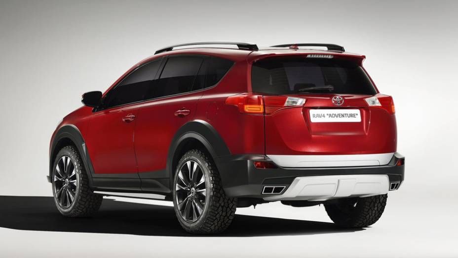 ...para-choques com novo desenho e escapamento duplo integrado | <a href="https://beta-develop.quatrorodas.abril.com.br/saloes/genebra/2013/toyota-rav4-concepts-735322.shtml" rel="migration">Leia mais</a> ...para-choques com novo desenho e escapamento duplo integrado | <a href="https://beta-develop.quatrorodas.abril.com.br/saloes/genebra/2013/toyota-rav4-concepts-735322.shtml" rel="migration">Leia mais</a>