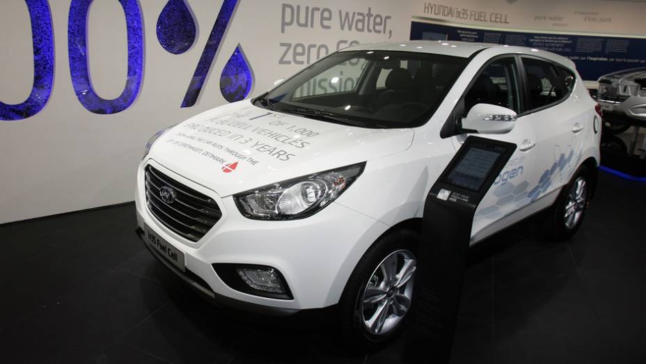 Hyundai ix35 Fuel Cell | <a href="https://beta-develop.quatrorodas.abril.com.br/saloes/genebra/2013/hyundai-ix35-versao-europeia-735002.shtml" rel="migration">Leia mais</a> | <a href="https://beta-develop.quatrorodas.abril.com.br/galerias/saloes/genebra/2013/salao-genebra-2013-parte-1-735307.shtml" rel="migration"></a>