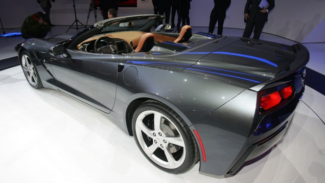 Chevrolet Corvette Stingray | <a href="https://beta-develop.quatrorodas.abril.com.br/saloes/genebra/2013/chevrolet-corvette-stingray-conversivel-735080.shtml" rel="migration">Leia mais</a> | <a href="https://beta-develop.quatrorodas.abril.com.br/galerias/saloes/genebra/2013/salao-genebra-2013-parte" rel="migration"></a> Chevrolet Corvette Stingray | <a href="https://beta-develop.quatrorodas.abril.com.br/saloes/genebra/2013/chevrolet-corvette-stingray-conversivel-735080.shtml" rel="migration">Leia mais</a> | <a href="https://beta-develop.quatrorodas.abril.com.br/galerias/saloes/genebra/2013/salao-genebra-2013-parte" rel="migration"></a>