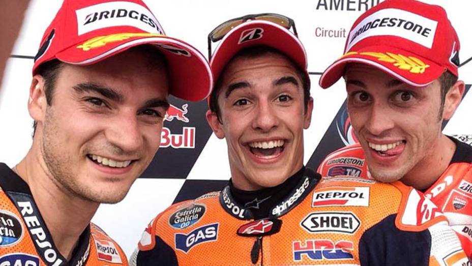 Eis a imagem tirada por Dani Pedrosa | <a href="https://beta-develop.quatrorodas.abril.com.br/moto/noticias/marquez-passeia-vence-gp-austin-motogp-779654.shtml" rel="migration">Leia mais</a>