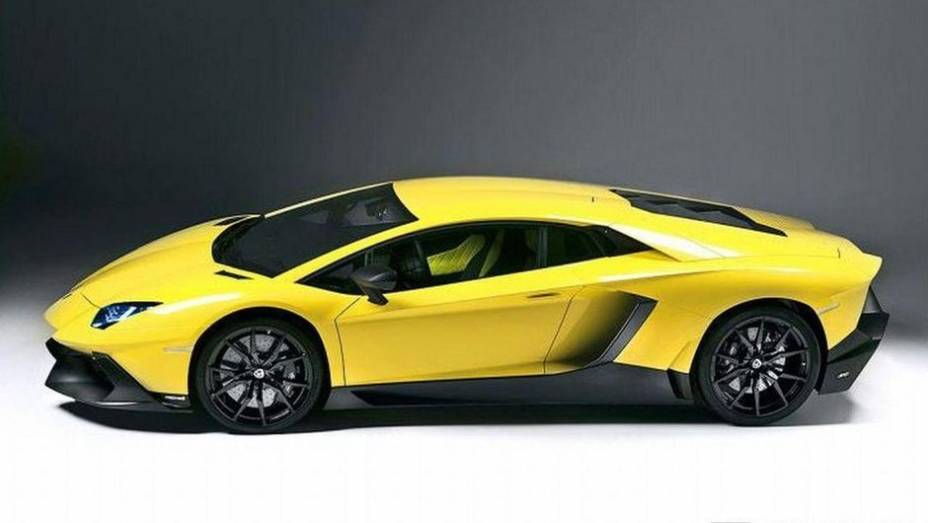 A Lamborghini não poderia deixar seu aniversário de 50 anos passar em branco | <a href="https://beta-develop.quatrorodas.abril.com.br/saloes/xangai/2013/lamborghini-aventador-lp720-4-50-anniversario-738879.shtml" rel="migration">Leia mais</a>