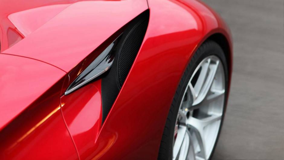 Somando a potência do motor a combustão V12 à dos elétricos, serão mais de 900 cavalos| <a href="%20https://beta-develop.quatrorodas.abril.com.br/saloes/xangai/2013/icona-vulcano-738772.shtml" rel="migration">Leia mais</a> Somando a potência do motor a combustão V12 à dos elétricos, serão mais de 900 cavalos| <a href="%20https://beta-develop.quatrorodas.abril.com.br/saloes/xangai/2013/icona-vulcano-738772.shtml" rel="migration">Leia mais</a>