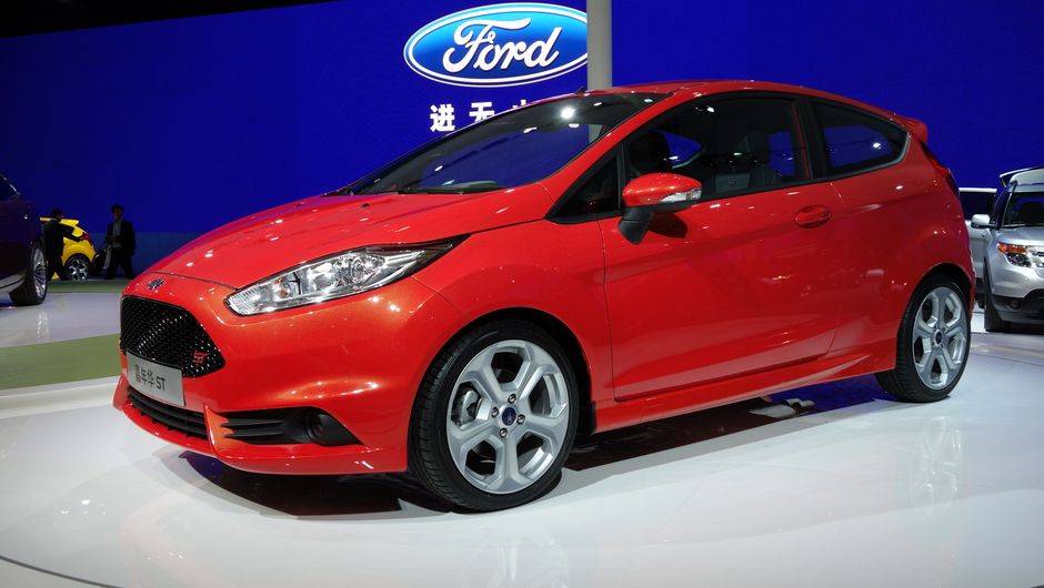 Ford Fiesta ST | <a href="https://beta-develop.quatrorodas.abril.com.br/saloes/xangai/2013/ford-apresenta-novo-mondeo-fiesta-st-xangai-739238.shtml" rel="migration">Leia mais</a>