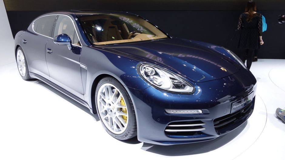 Porsche Panamera | <a href="https://beta-develop.quatrorodas.abril.com.br/saloes/xangai/2013/porsche-panamera-738686.shtml" rel="migration">Leia mais</a>