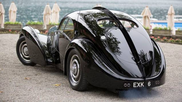O Bugatti 57SC foi apresentado aos convidados pelo próprio Ralph Lauren e venceu na opinião do público e dos jurados | <a href="%20https://beta-develop.quatrorodas.abril.com.br/noticias/fabricantes/bugatti-1938-ralph-lauren-vence-concurso-elegancia-742534.shtml" rel="migration">Leia mai</a> O Bugatti 57SC foi apresentado aos convidados pelo próprio Ralph Lauren e venceu na opinião do público e dos jurados | <a href="%20https://beta-develop.quatrorodas.abril.com.br/noticias/fabricantes/bugatti-1938-ralph-lauren-vence-concurso-elegancia-742534.shtml" rel="migration">Leia mai</a>