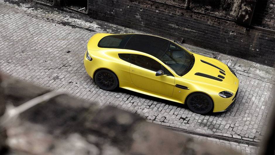 Motor entrega 63,2 kgfm de torque | <a href="https://beta-develop.quatrorodas.abril.com.br/noticias/fabricantes/aston-martin-revela-v12-vantage-s-742642.shtml" rel="migration">Leia mais</a>
