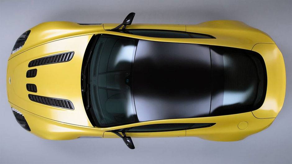 O motorista poder&aacute; escolher entre tr&ecirc;s modos de dire&ccedil;&atilde;o ao guiar o V12 Vantage S: Normal, Sport e Track | <a href="%20https://beta-develop.quatrorodas.abril.com.br/noticias/fabricantes/aston-martin-revela-v12-vantage-s-742642.shtml" rel="migration">Leia mais</a>