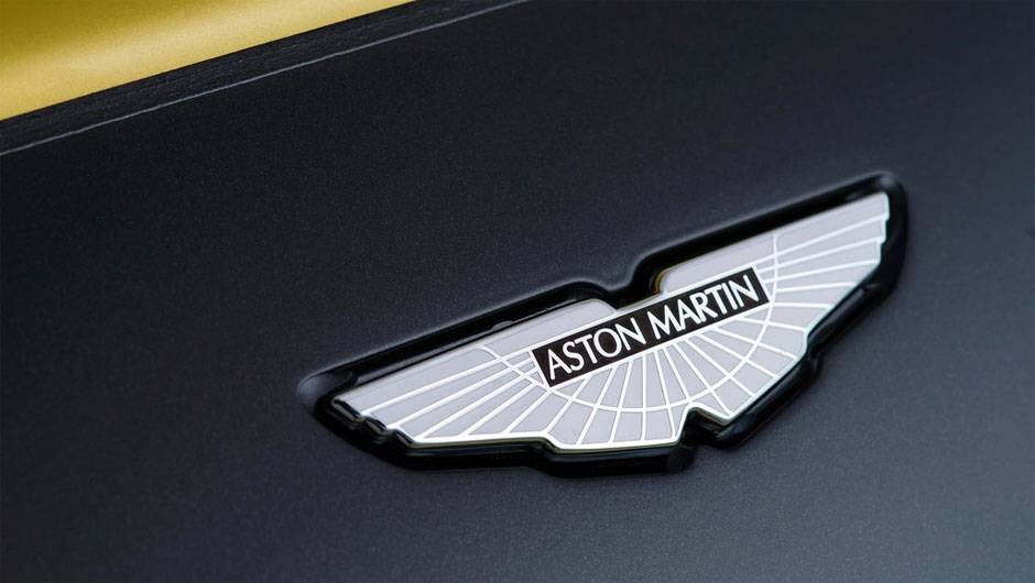 A Aston Martin surpreendeu e revelou o V12 Vantage S | <a href="https://beta-develop.quatrorodas.abril.com.br/noticias/fabricantes/aston-martin-revela-v12-vantage-s-742642.shtml" rel="migration">Leia mais</a>