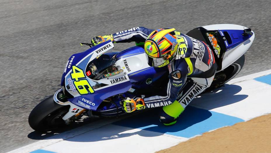 Valentino Rossi ficou com o terceiro lugar nos Estados Unidos | <a href="https://beta-develop.quatrorodas.abril.com.br/moto/noticias/motogp-marquez-vence-eua-segue-lider-747598.shtml" rel="migration">Leia mais</a>