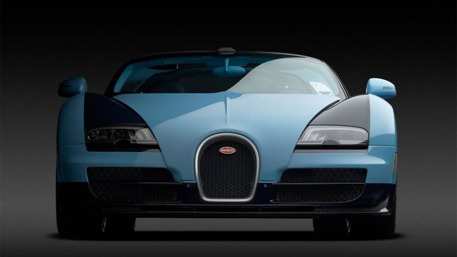 Nenhum preço foi divulgado para a edição especial | <a href="https://beta-develop.quatrorodas.abril.com.br/noticias/fabricantes/bugatti-revela-edicao-especial-veyron-grand-sport-vitesse-pebble-beach-750324.shtml" rel="migration">Leia mais!</a>