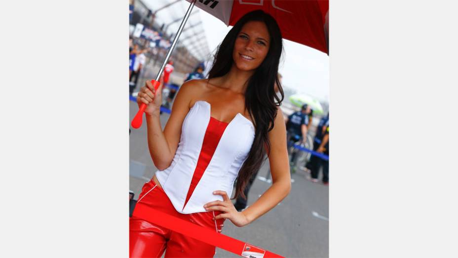 Veja as belas garotas da MotoGP de Indian&aacute;polis e saiba como foi a corrida! | <a href="https://beta-develop.quatrorodas.abril.com.br/moto/galerias/competicoes/motogp-indianapolis-corrida-750344.shtml" rel="migration">Leia mais</a>