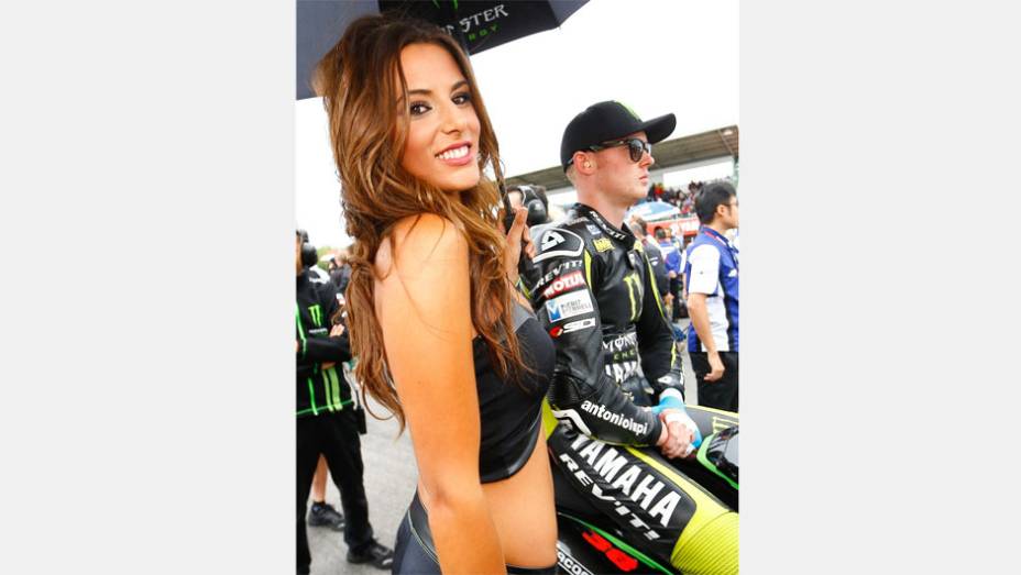 Veja as belas garotas da MotoGP da República Tcheca e saiba como foi a corrida! | <a href="https://beta-develop.quatrorodas.abril.com.br/moto/galerias/competicoes/motogp-republica-tcheca-domingo-751230.shtmll" rel="migration">Leia mais</a>