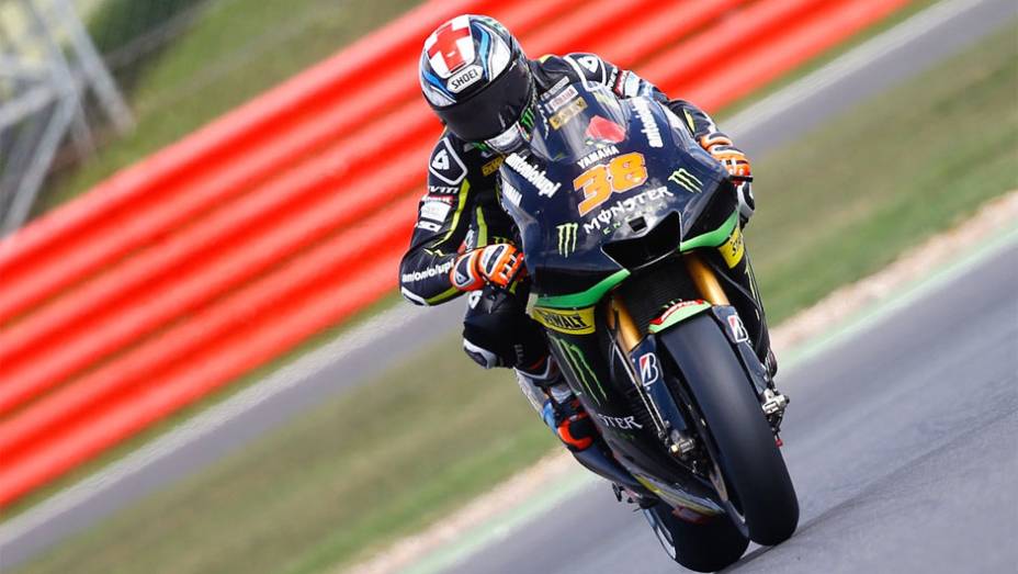 Bradley Smith fechou a lista dos 10 melhores em Silverstone | <a href="https://beta-develop.quatrorodas.abril.com.br/moto/noticias/motogp-marquez-garante-pole-silverstone-751994.shtml" rel="migration">Leia mais</a>