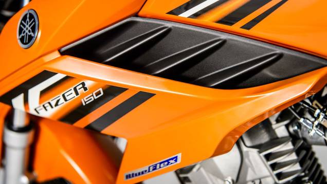 As tampas laterais são em peça única, o que facilita a manutenção da moto | <a href="https://beta-develop.quatrorodas.abril.com.br/moto/noticias/yamaha-lanca-ys150-fazer-r-7-390-00-752066.shtml" rel="migration">Leia mais</a> As tampas laterais são em peça única, o que facilita a manutenção da moto | <a href="https://beta-develop.quatrorodas.abril.com.br/moto/noticias/yamaha-lanca-ys150-fazer-r-7-390-00-752066.shtml" rel="migration">Leia mais</a>