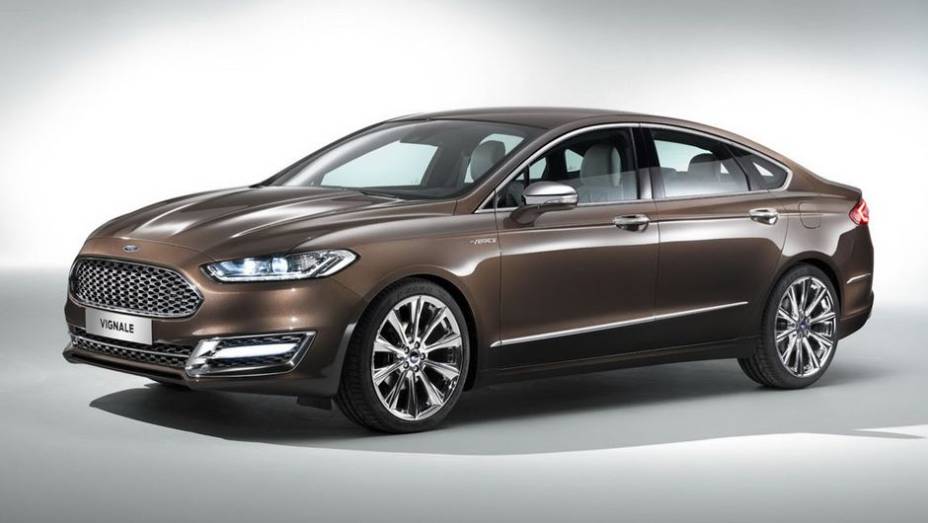 A Ford deve apresentar uma versão mais luxuosa do Fusion, vendido como Mondeo no mercado europeu: o Mondeo Vignale estará no espaço da marca em Frankfurt | <a href="https://beta-develop.quatrorodas.abril.com.br/saloes/frankfurt/2013/ford-mondeo-fusion-vignale-752219.sh" rel="migration"></a>