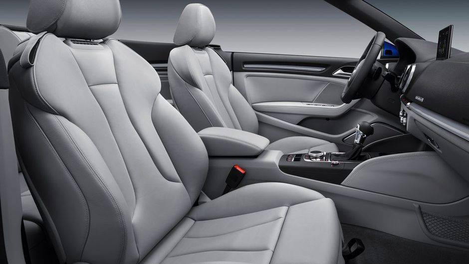 Também há um motor a diesel, o 2.0 TDI (148 cv). Já a futura versão S3 Cabriolet receberá um 2.0 TSI, de 296 cv | <a href="%20https://beta-develop.quatrorodas.abril.com.br/saloes/frankfurt/2013/audi-a3-cabriolet-753007.shtml" rel="migration">Leia mais</a> Também há um motor a diesel, o 2.0 TDI (148 cv). Já a futura versão S3 Cabriolet receberá um 2.0 TSI, de 296 cv | <a href="%20https://beta-develop.quatrorodas.abril.com.br/saloes/frankfurt/2013/audi-a3-cabriolet-753007.shtml" rel="migration">Leia mais</a>