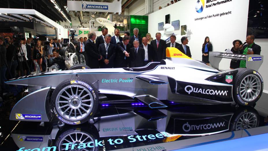 Spark-RenaultSRT_01E | <a href="https://beta-develop.quatrorodas.abril.com.br/grid//noticias/outras-categorias/renault-mostra-carro-formula-753371.shtml" rel="migration">Leia mais</a>