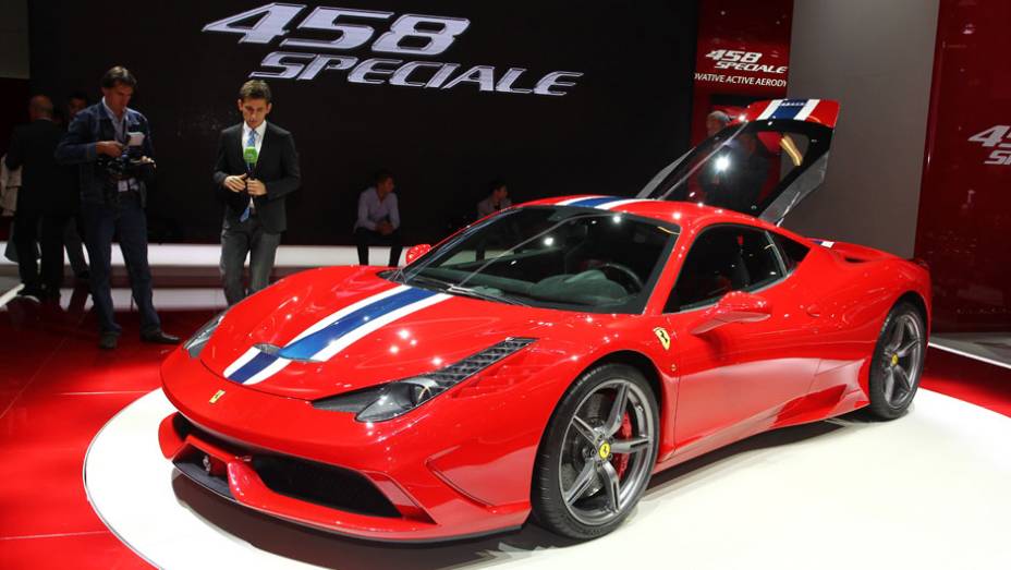 Ferrari 458 Italia Speciale | <a href="https://beta-develop.quatrorodas.abril.com.br/noticias/fabricantes/ferrari-mostra-458-italia-speciale-750592.shtml" rel="migration">Leia mais</a>